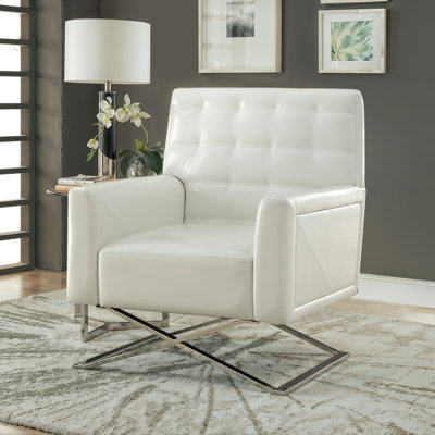 Fauteuil capitonné blanc de 34 po Bennacio