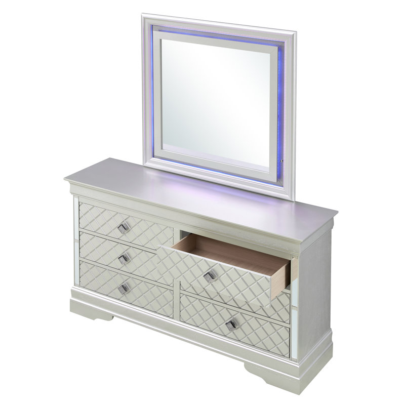 59.05'' W 6 - Drawer Dresser, Silver Champagne