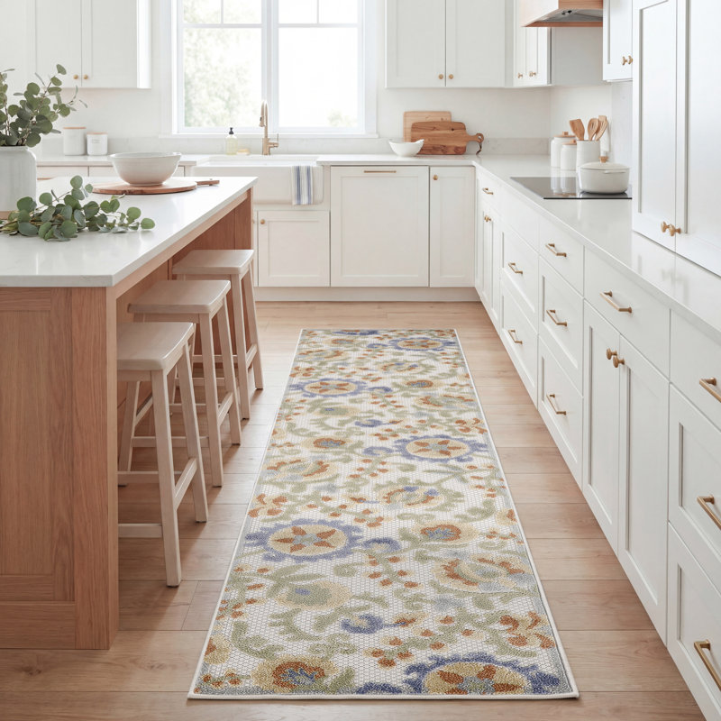 Exann Floral Indoor/Outdoor Area Rug, Runner 2' x 6'
