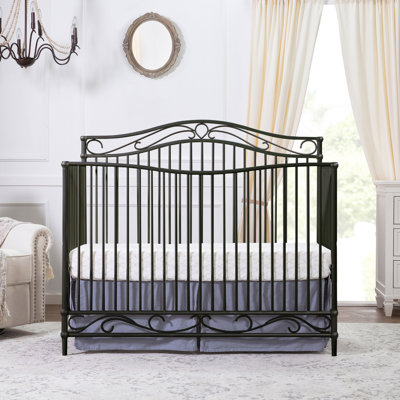 Noelle 4-In-1 Convertible Crib
