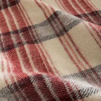 Lizabeta Throw Blanket