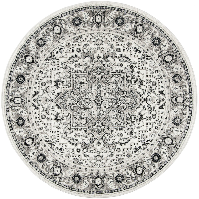 Micheline Performance Oriental Rug, Round 4'