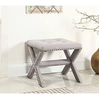Banc contemporain en mélange de lin gris avec garniture cloutée et design pour l'espace de vie principal, structure en bois durable, mousse haute densité, assise en tissu de 19 po x l 17 po x H 18 po, rembourrage en mousse,