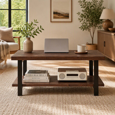 Rustic‑Themed Rectangular Two‑Tier Coffee‑Table, Distressed‑Effect Solid‑Pine Tabletop and Durable Rubber‑Wood Legs , Industrial‑Style Wooden Cocktail Center Table for Living‑Room Spaces