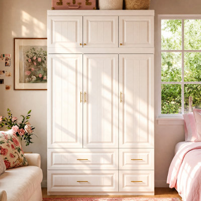 Armoire moderne avec rangement solide