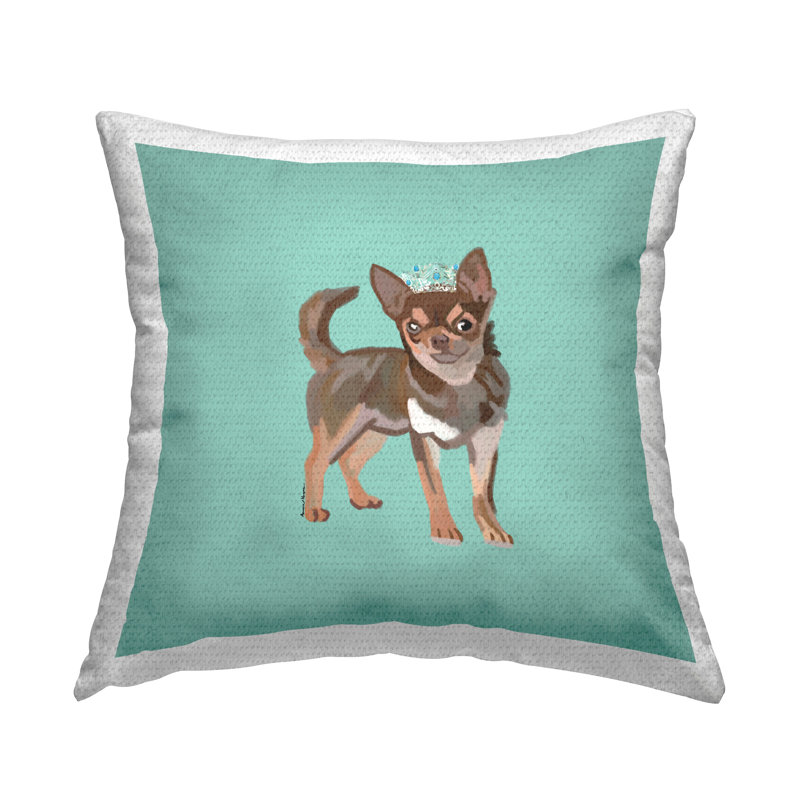 Coussin d'extérieur Chihuahua avec couronne par Amelia Noyes