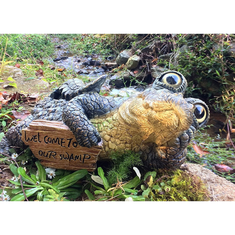 Statue fantaisiste «Welcome to Our Swamp» avec statue «Gator the Alligator Garden»