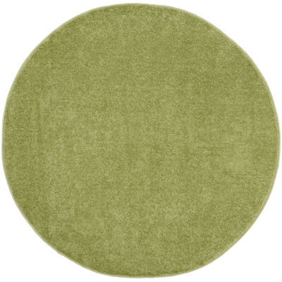 Tapis vert traditionnel moderne Yolonda