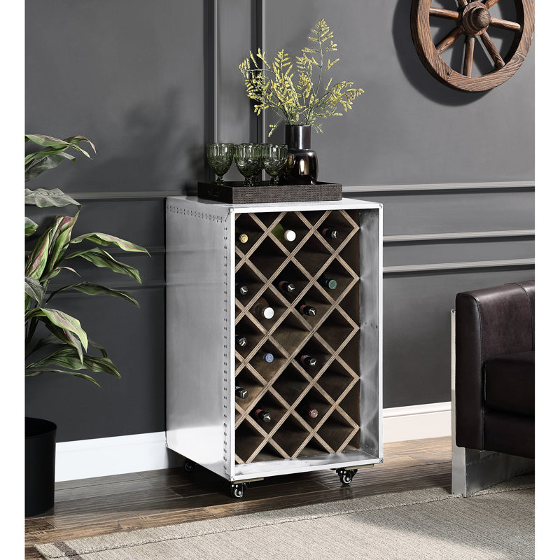 Cave à vin argentée à structure en aluminium patchwork avec 4 roulettes, capacité de rangement de 23 bouteilles, revêtement en bois synthétique, profondeur de 47,6 cm, largeur de 53,2 cm, hauteur de 89,2 cm, couleur principale, profonde et large.