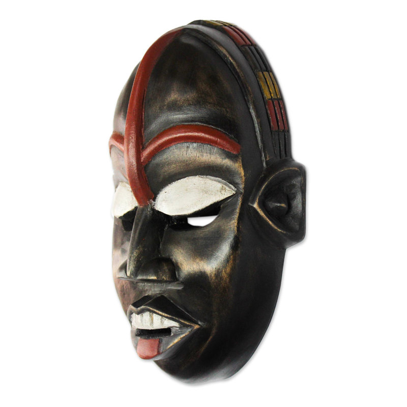 Masque en bois ghanaian de fantôme africaine