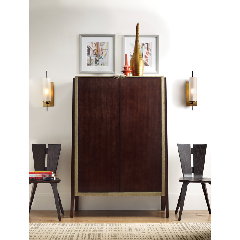 Stefan 1 - Light Armed Sconce