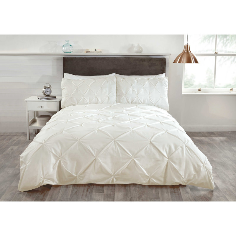 Degraff 144 TC Duvet Cover Set, Super King Duvet Cover + 2 Standard Pillowcases, Cream