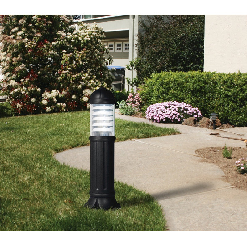 Tyner Bollards