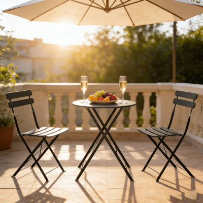Ensemble bistro et chaise de patio idéal pour les soirées de terrasse et les chaises de jardin