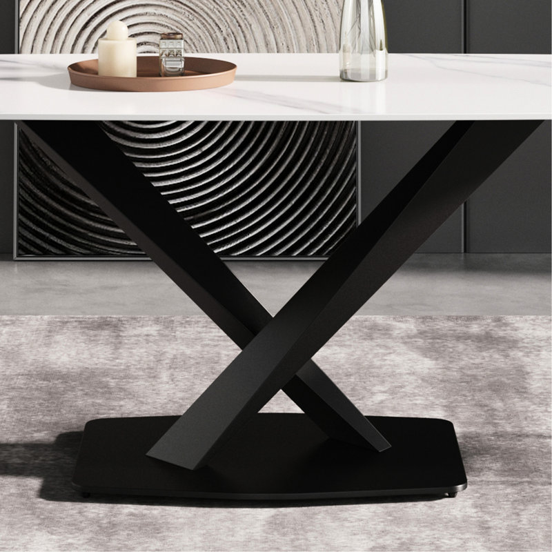 Table de salle à manger rectangulaire en pierre frittée blanche de 63 po avec pieds en X en fer noir, convenant à 6, et teinture de surface non odorante