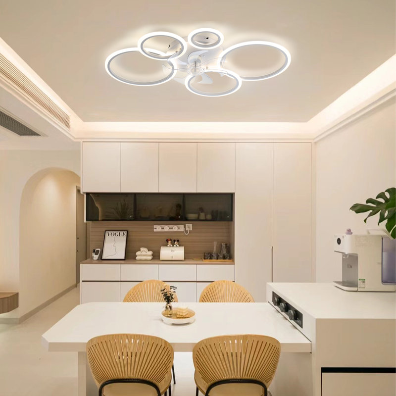 Ventilateur de plafond réversible à intensité variable de 32,68 po avec lumières DEL et télécommande Debrann, Blanc
