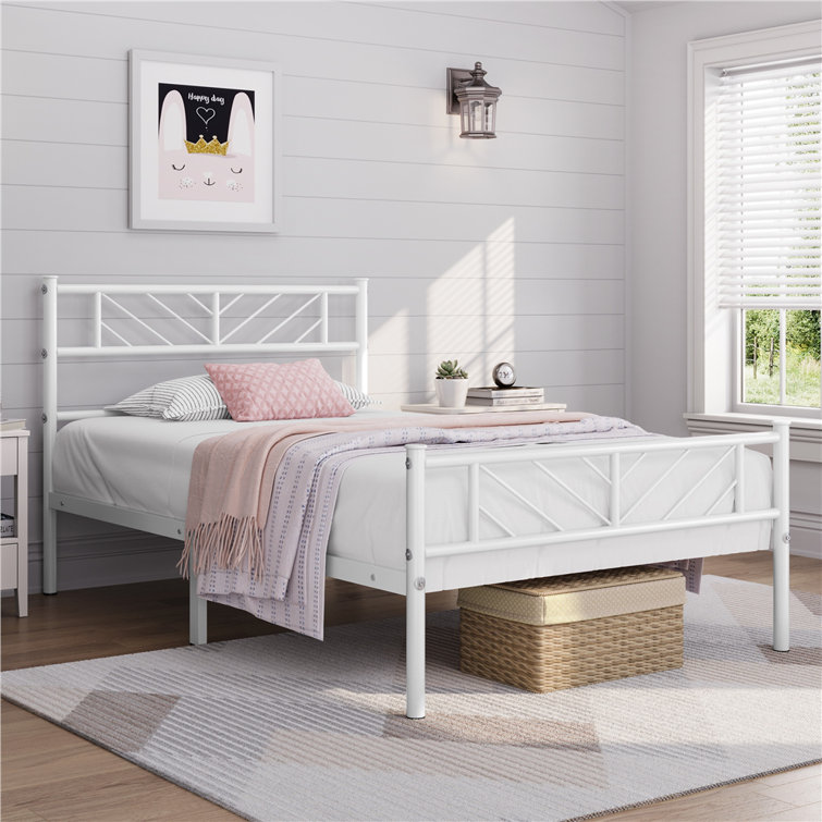 Minimalist Metal Slatted Bed Platform with Arrow Design Headboard