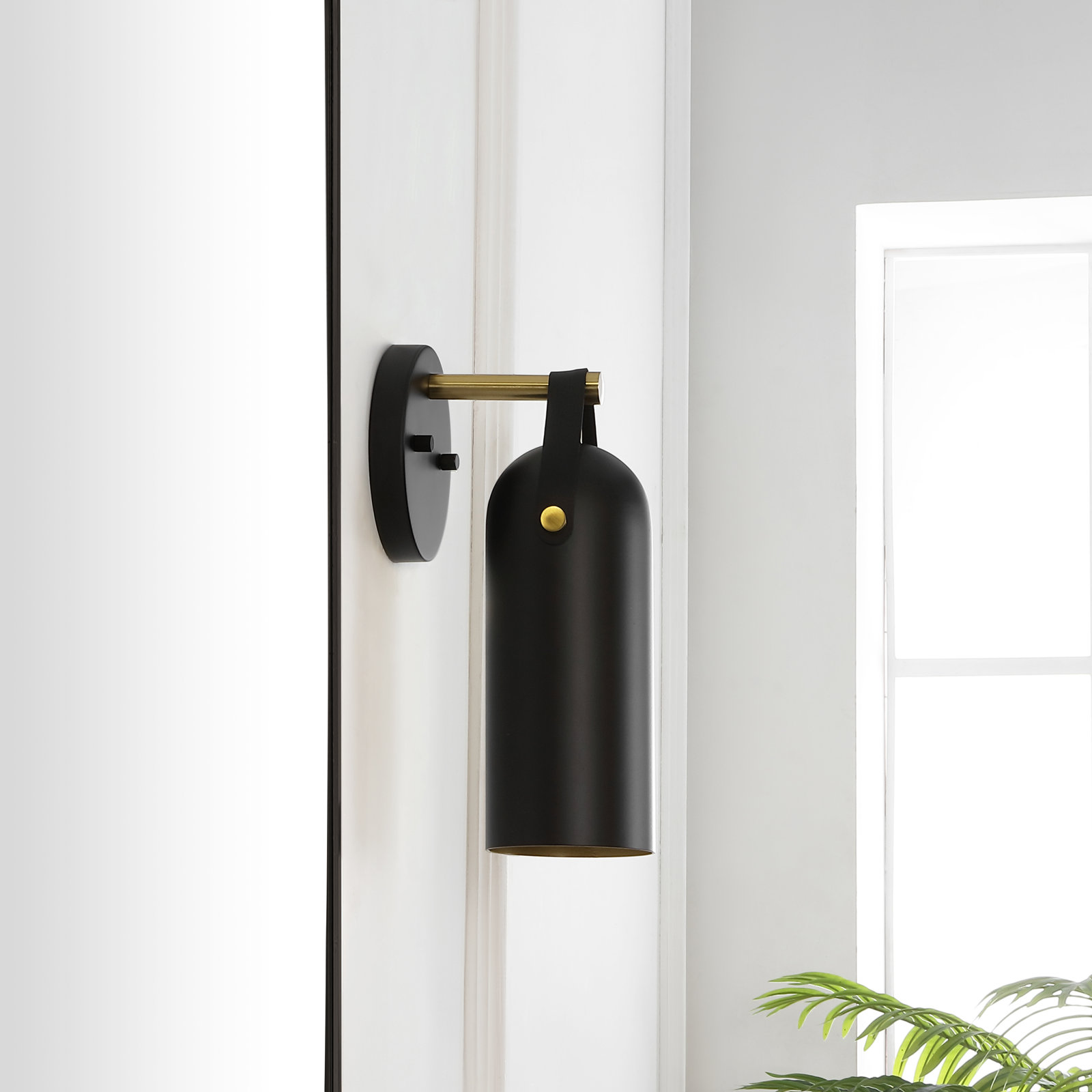Caniah Single Light Dimmable Armed Sconce, Black
