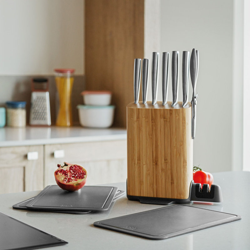 Couteau de chef en acier inoxydable 8 po BergHOFF Legacy