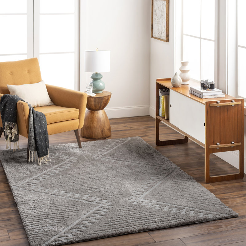 Khlani Kaja Southwestern Gray Shag Area Rug, Rectangle 7' x 9'