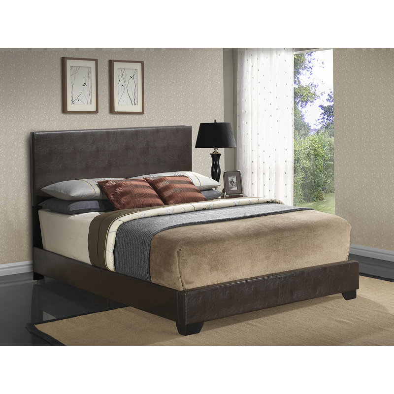 Elegant Cappuccino Sleeping Retreat, Grand lit