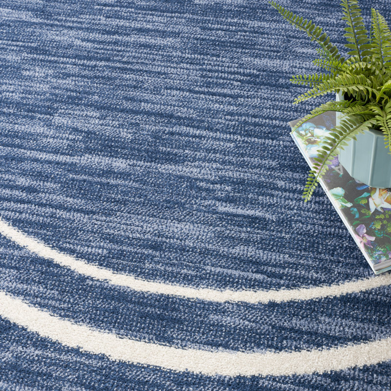 Lucretia Abstract Machine Woven Chenille Indoor/Outdoor Area Rug in Blue, Round 4'
