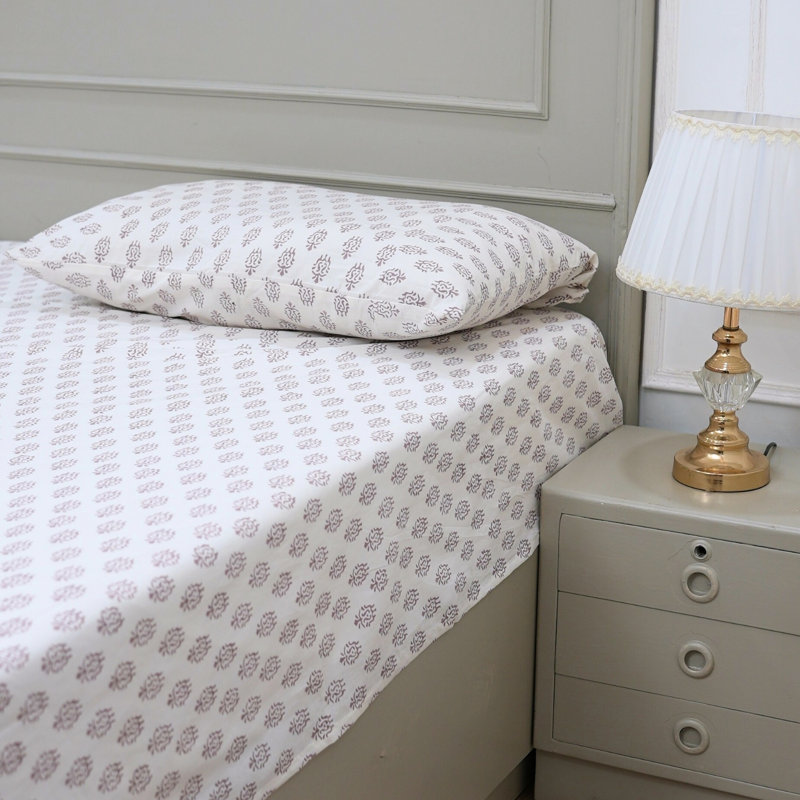 Fabdivine Pure Cotton Bedsheet Set Handcrafted Comfort with Matching Pillow Covers, Pathjad, Full Flat Sheet, Purple Floral