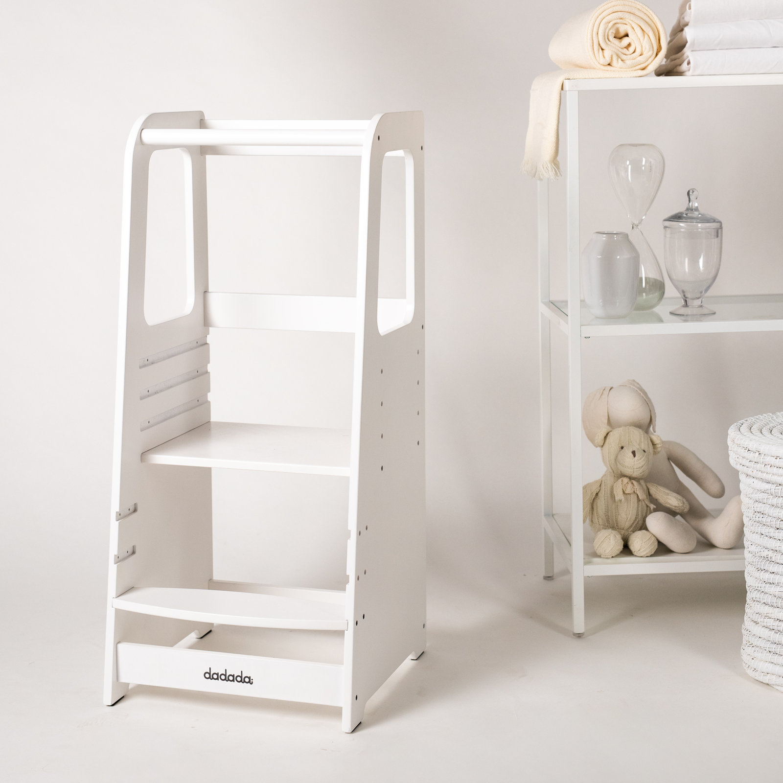 Toddler Tower, White