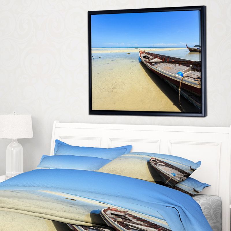 Photographie "traditionnel du bateau thaï on beach", H 28 po x l 60 po, Cadre flottant noir