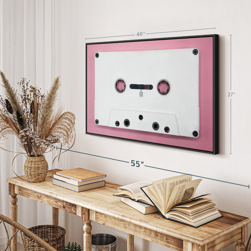 «White Cassette Tape», reproduction sur toile, H 27 po x l 40 po