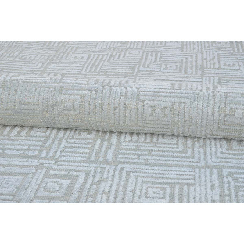 Geometric Area Rug in Silver Gray/Beige, Rectangle 8' x 10'