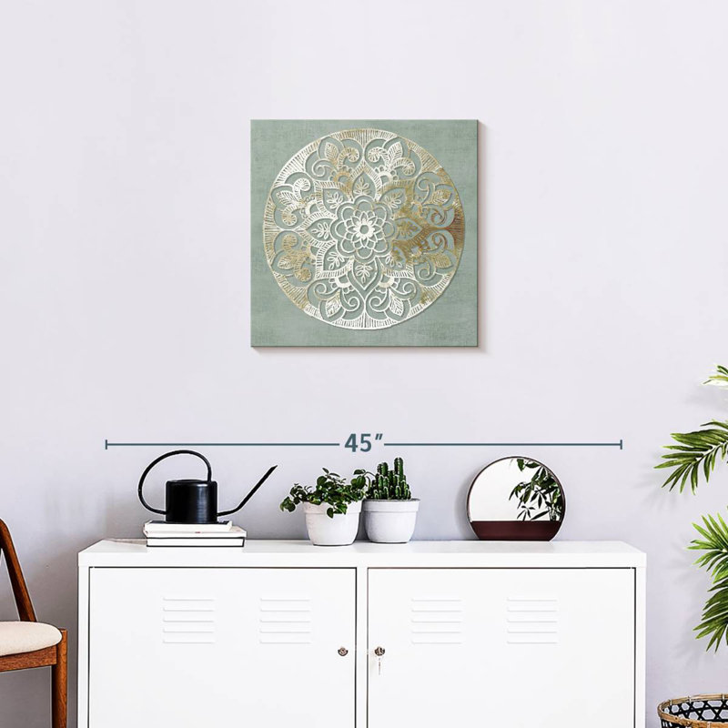 Kerner Encore, 20" H x 20" W