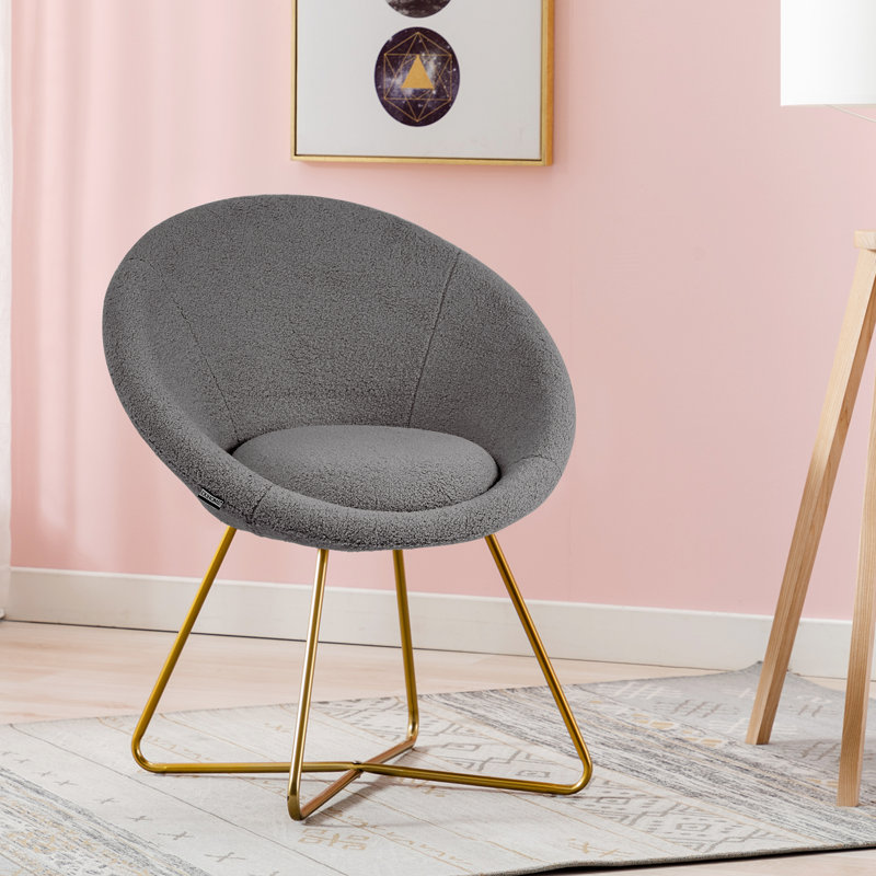 Fauteuil d'appoint de style contemporain Mid-Century, Fausse fourrure grise