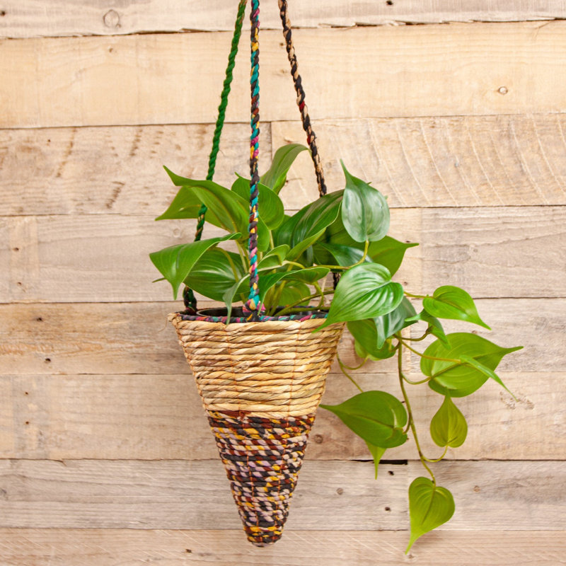 Petit panier à plante suspendu Artisan