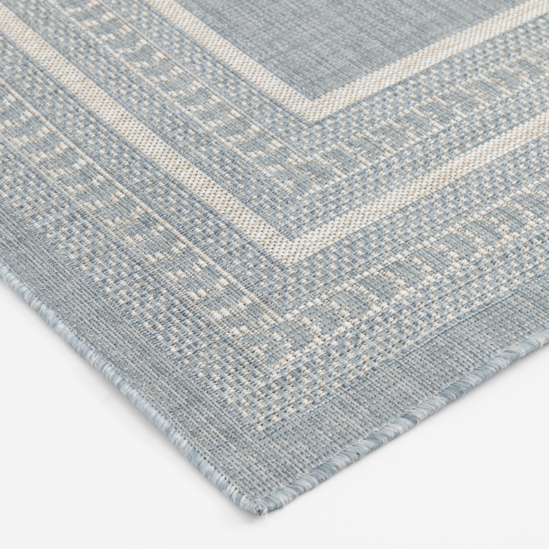 Bay Isle Home Ceridwyn Sutton Light Blue Border Indoor/Outdoor Polypropylene Area Rug, Rectangle 3'3.4" x 5'3"