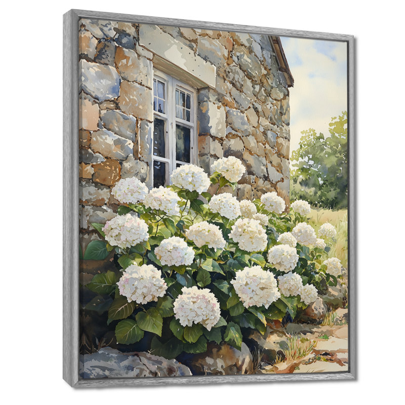 Hortensias dans le jardin de la cour - art mural hortensias, Argent argent, Impression encadrée flottante, H 20 po x l 12 po