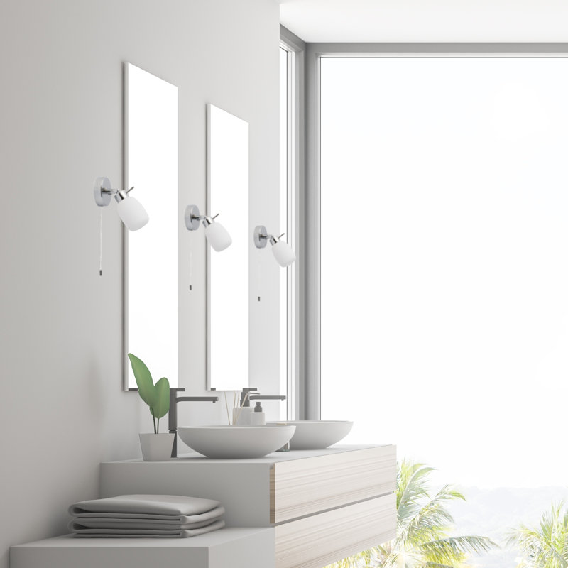 Daisjah Bath Sconce