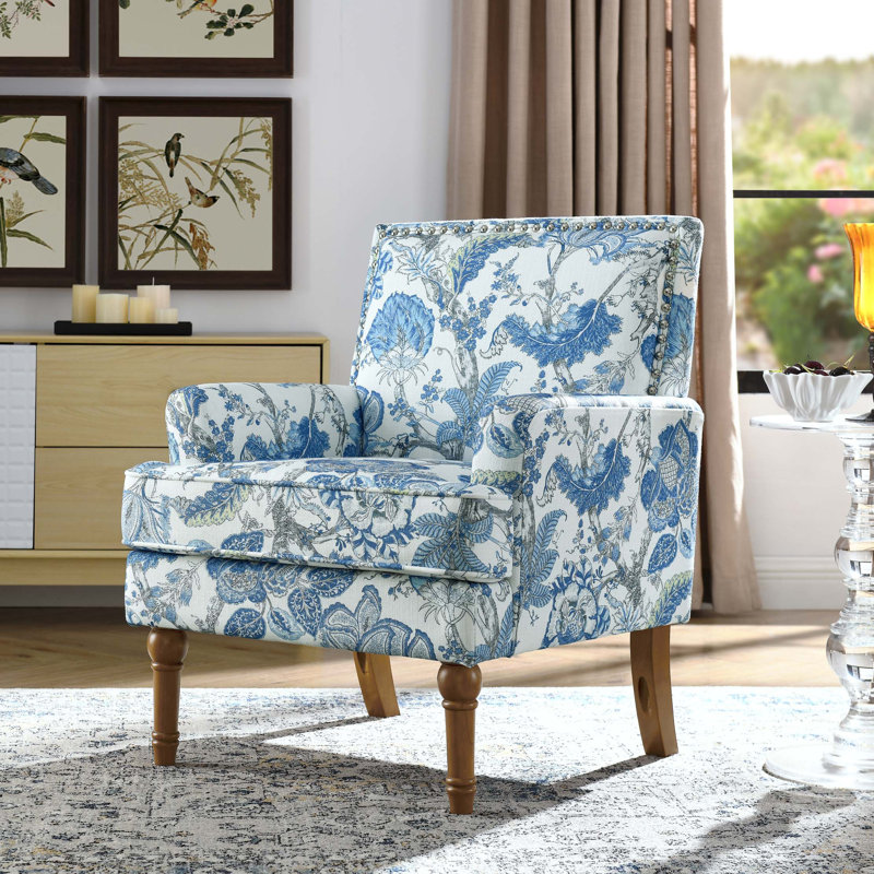 Chaise d'appoint de style campagnard traditionnel avec motif floral et garniture cloutée