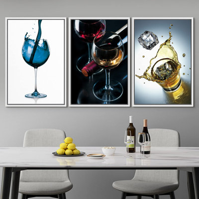 Verser un vin éclatant Présenter des boissons Boissons Photographie Réalisme Chic Paysage Ultra