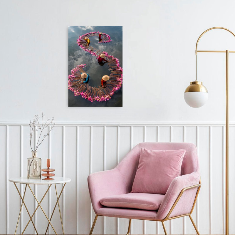 Floating Lotus Art Serene Traditional Vibrant Lotus Flower Nature Wall Art Print 1 Piece Wrapped Canvas Wall Art