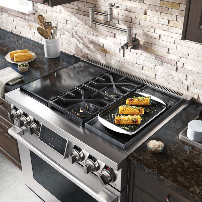36-Inch Dual-Fuel Pro Range With Six Burners