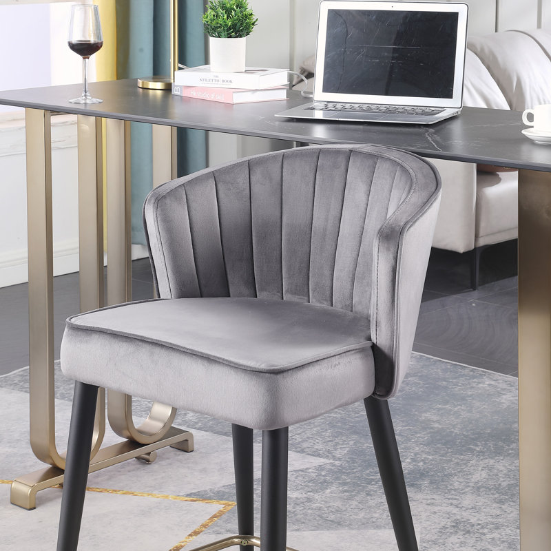 Tabouret de comptoir rembourré 27,2 po Lindsi, Gris