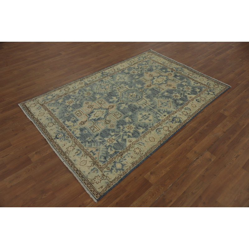 Tapis géométrique Oushak bleu à motif de légumes 4 x 6