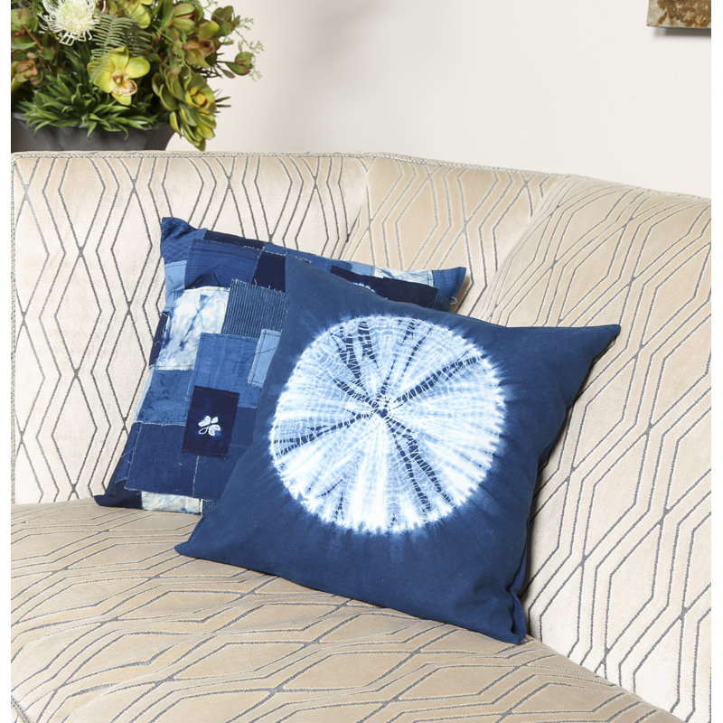 Oreiller bleu indigo teint à la main