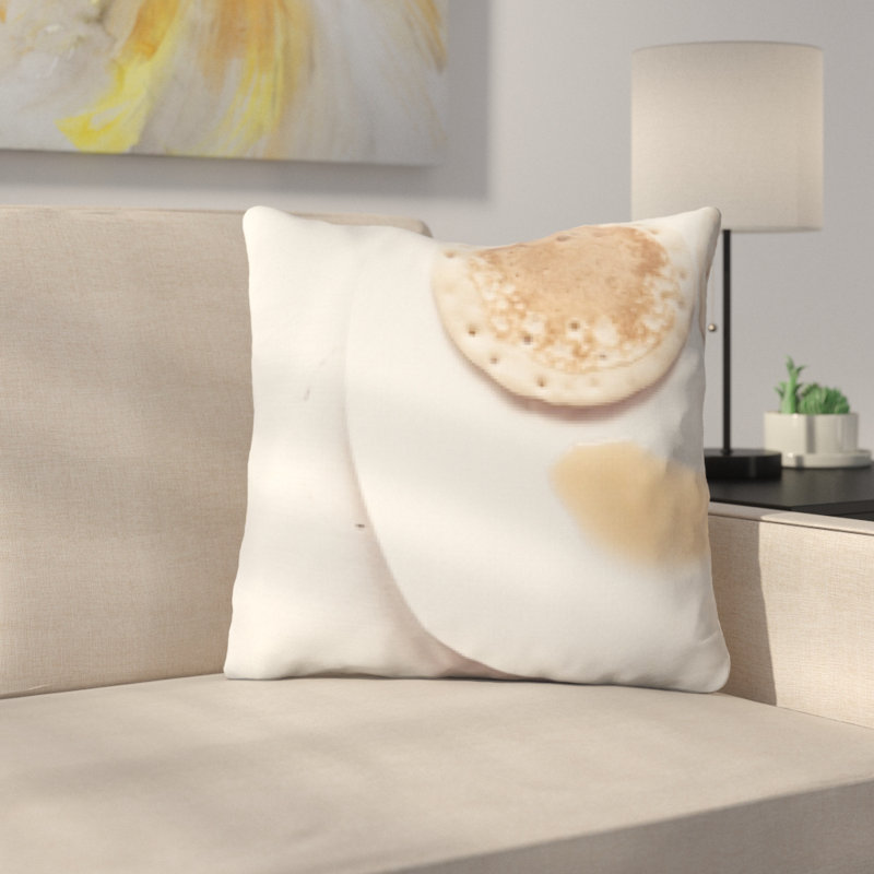 Coussin décoratif boatner joy sentiments crêpes au chocolat et sirop à coussins décoratifs