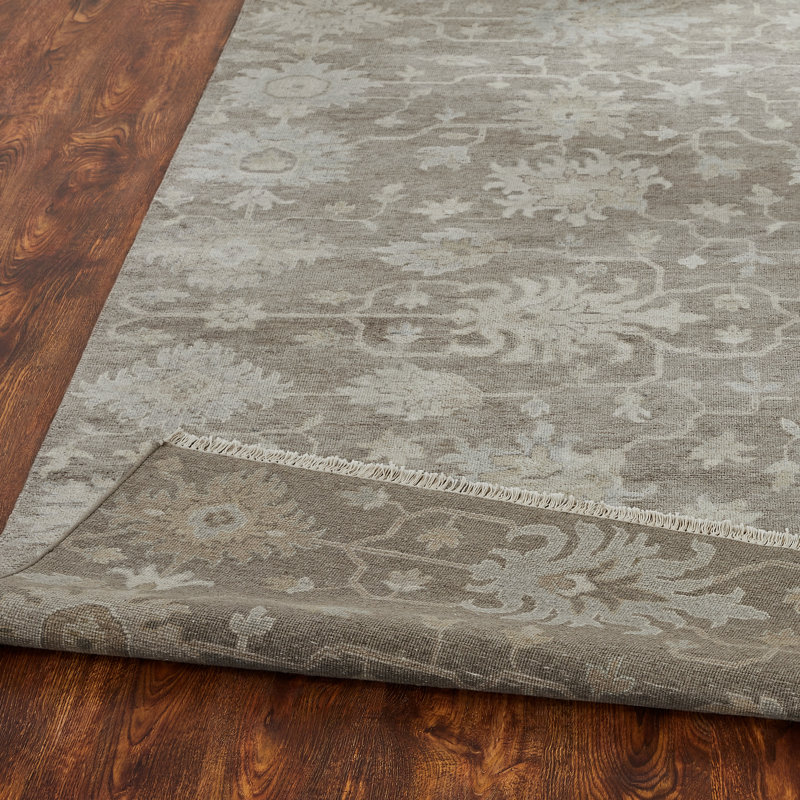 Wool Oriental Area Rug in Brown, Round 8'