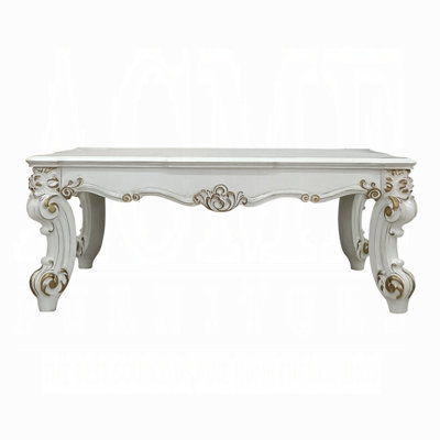 Table basse avec pieds à volutes Pearl