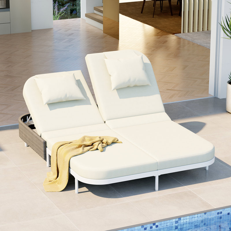 Lit de jour d'extérieur 62,62 ", Blanc / Brun