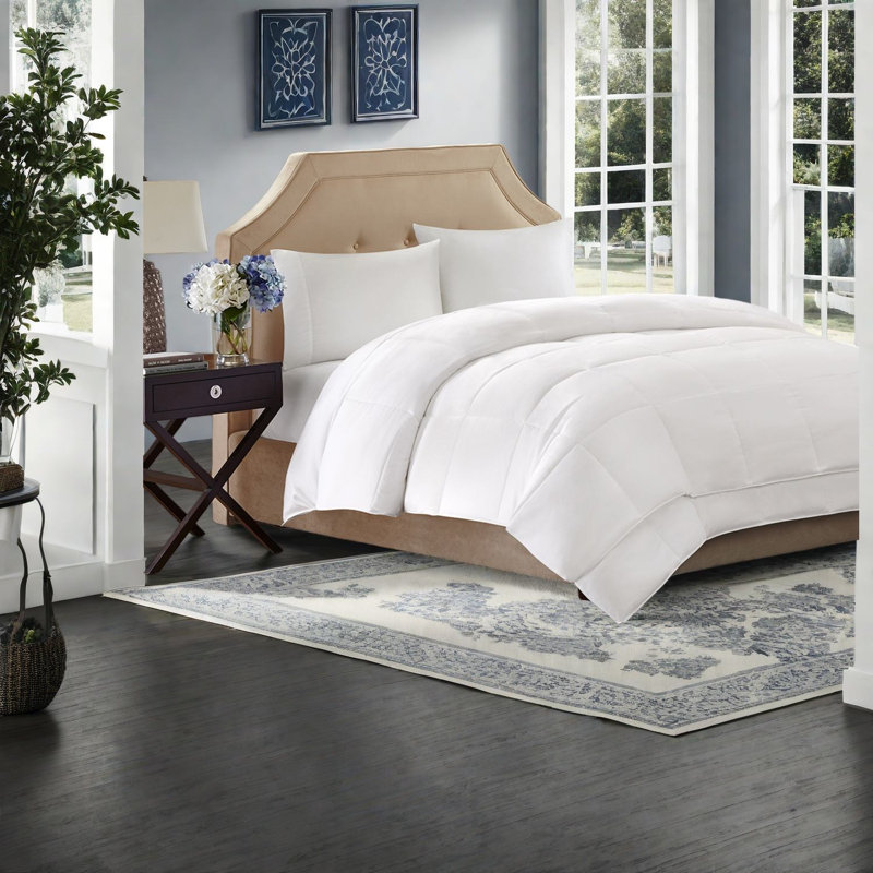 Premium All-season Bedding Sets, Polyester Comforter For Home