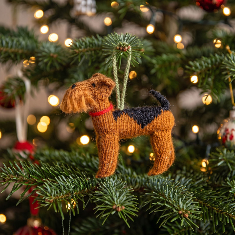 Ornement de Noël en laine d'alpaga tricoté à la main - chien Airedale